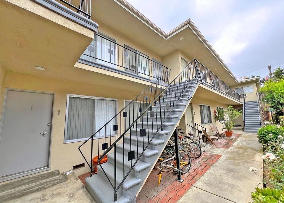 property for rent #1