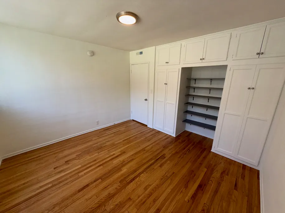 property for rent #7