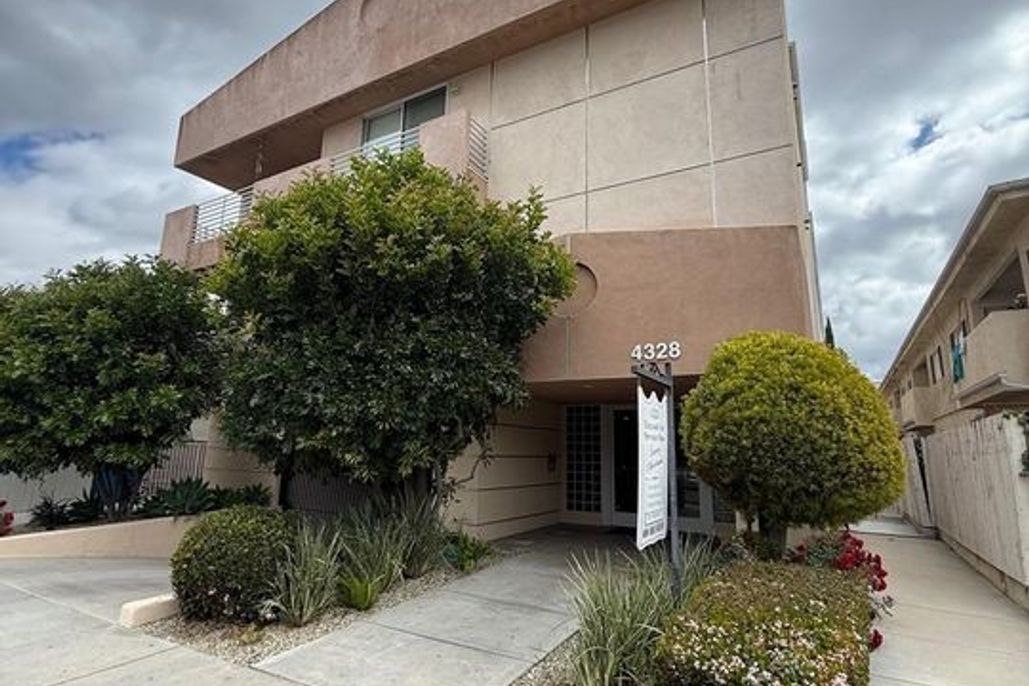 property for rent #1