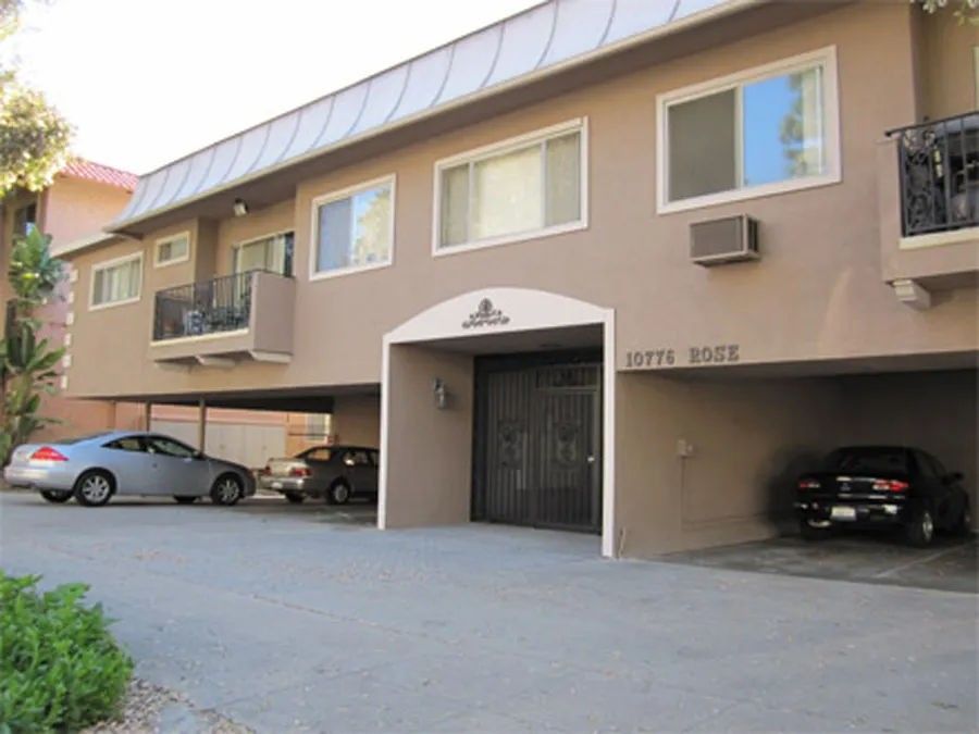 property for rent #1