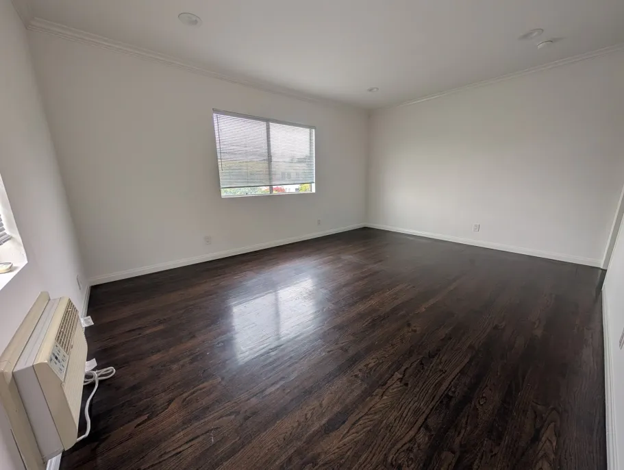 property for rent #7