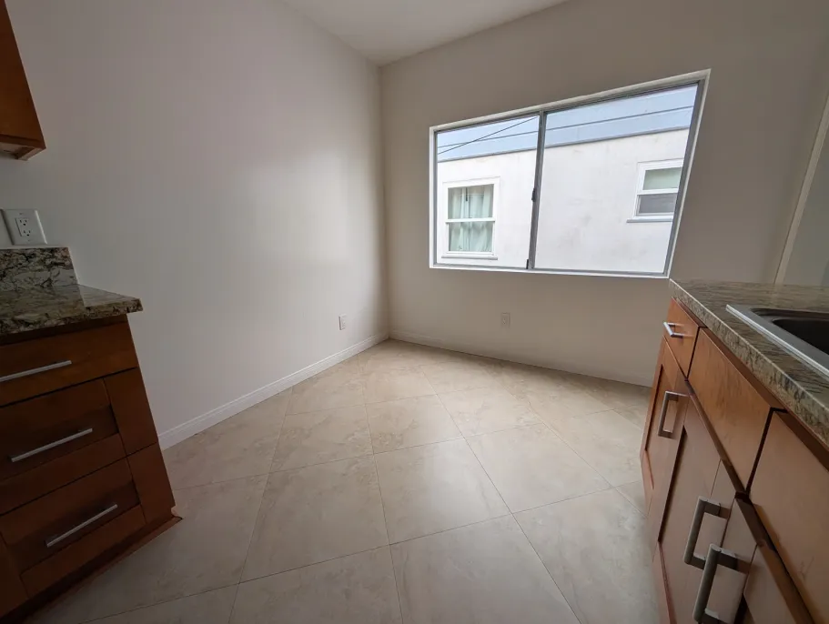 property for rent #4