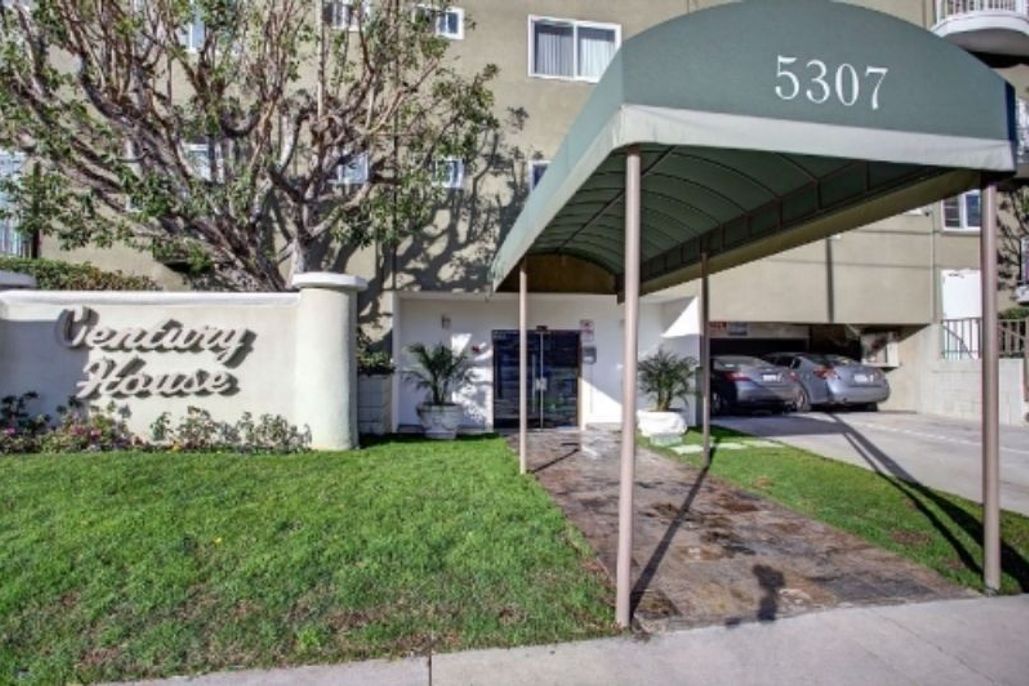 property for rent #1