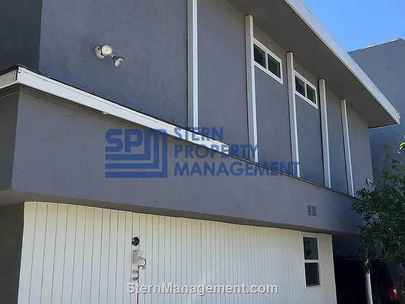 property for rent #1