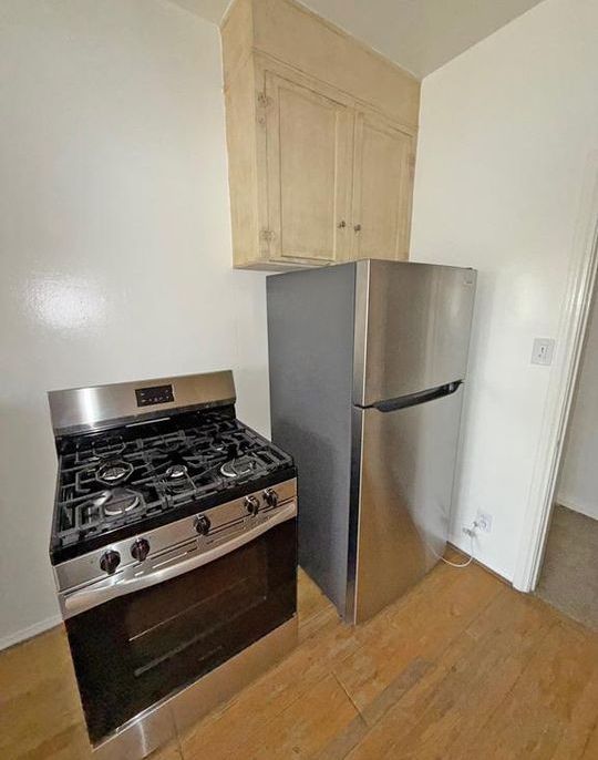 property for rent #5