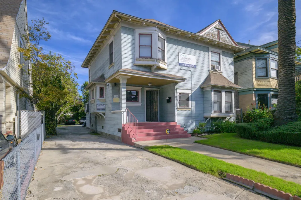 property for rent #2