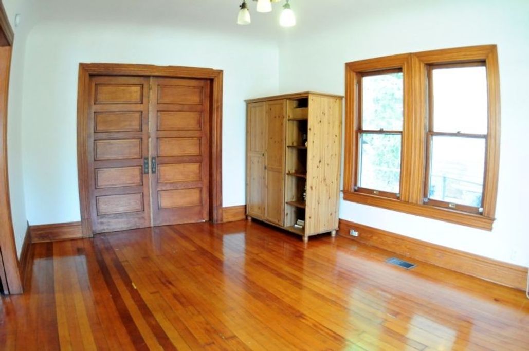 property for rent #4