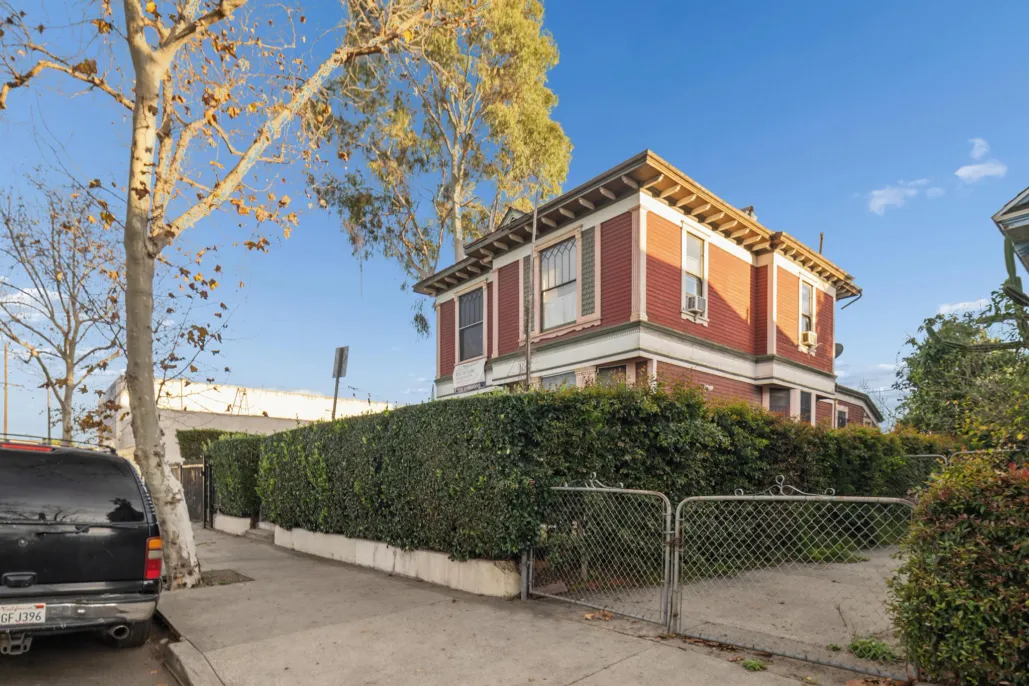 property for rent #3