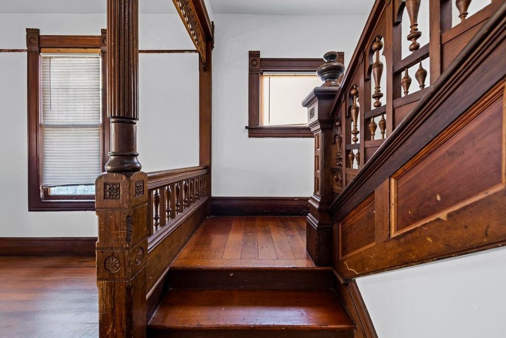 property for rent #16