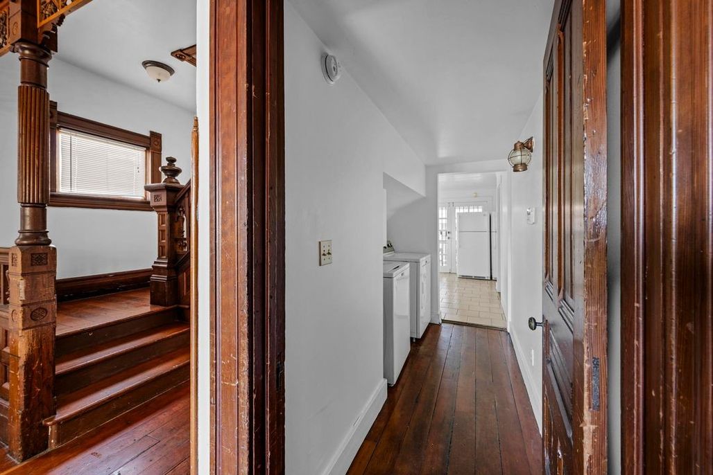 property for rent #5