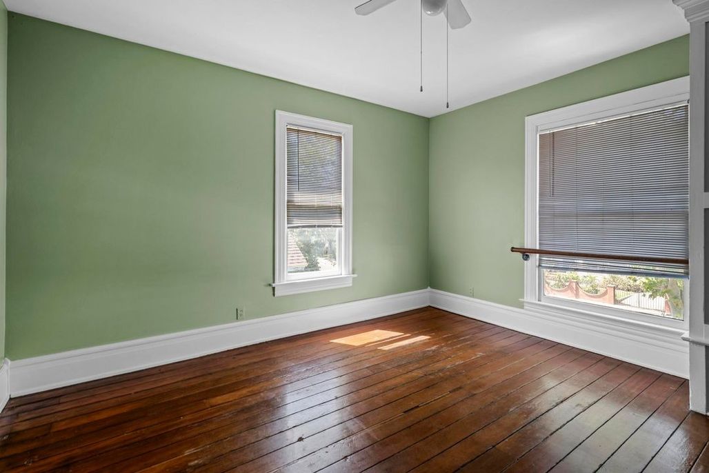 property for rent #20