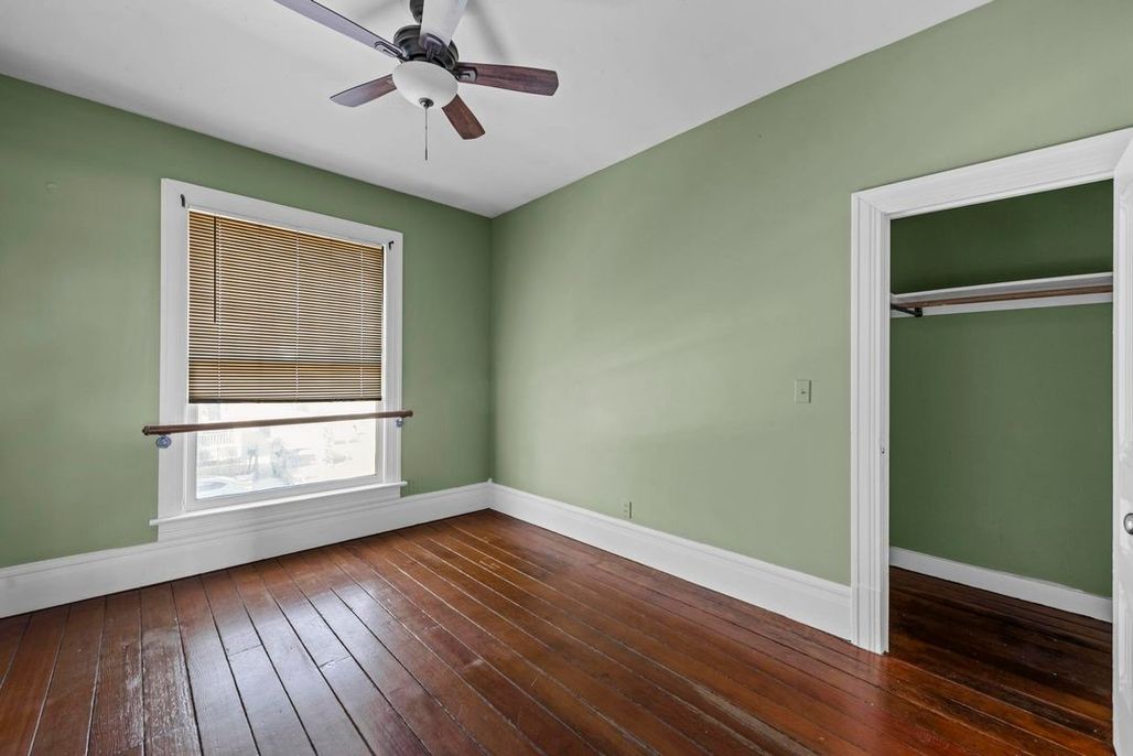 property for rent #19