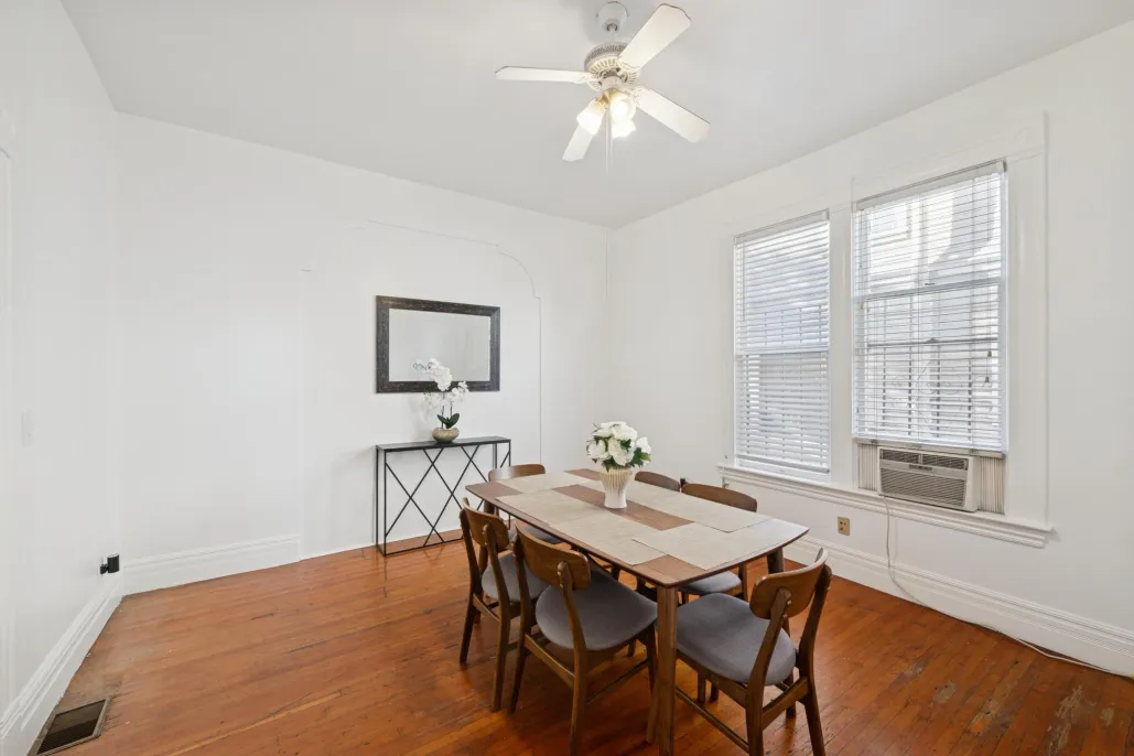 property for rent #11