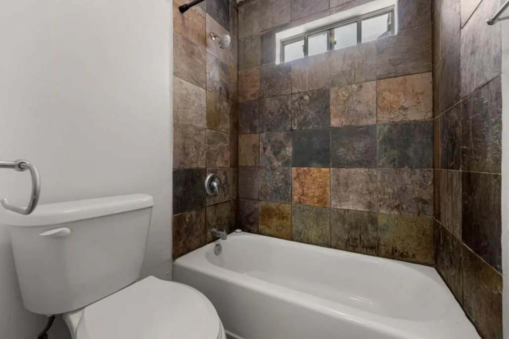 property for rent #12