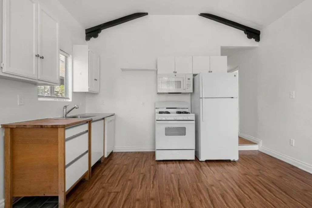 property for rent #5