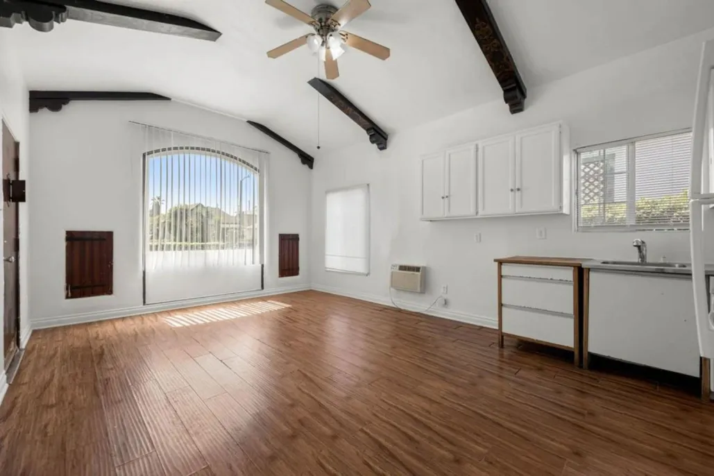 property for rent #3