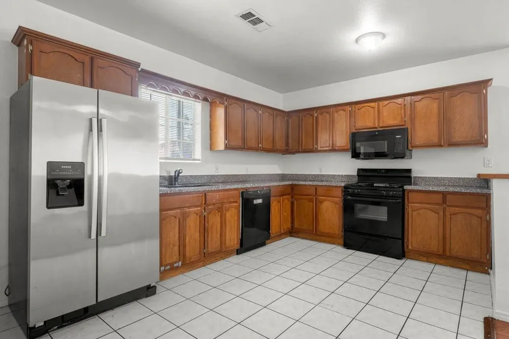 property for rent #3