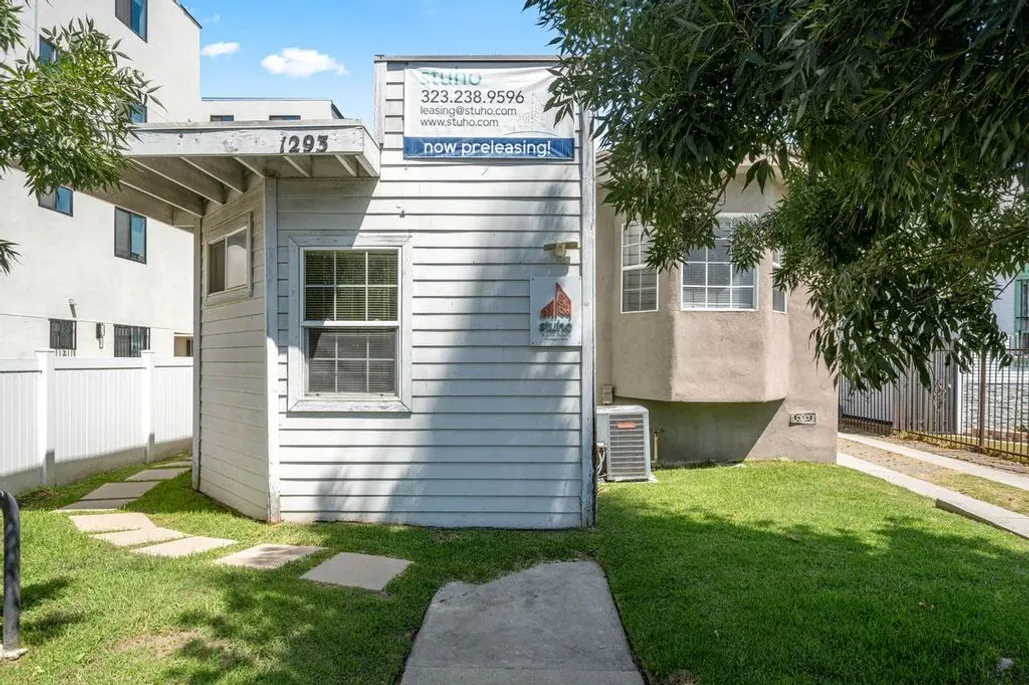 property for rent #2