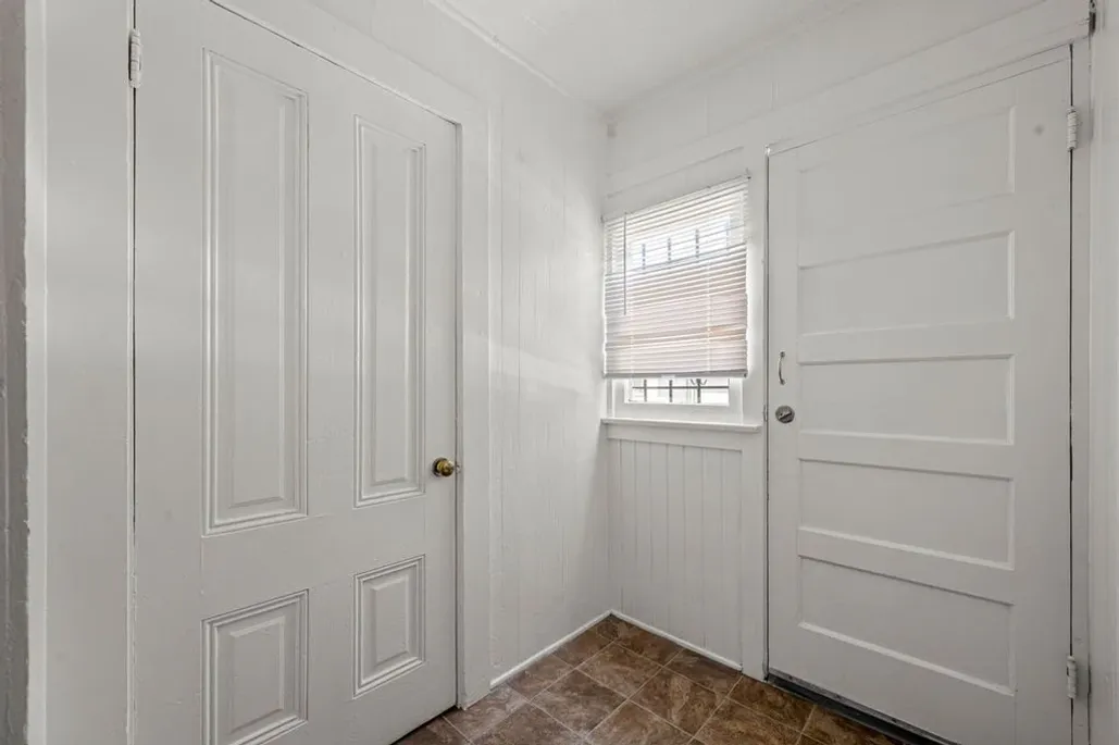 property for rent #9