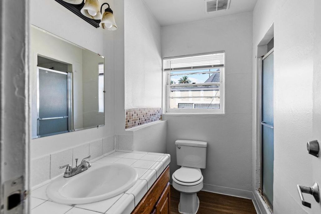 property for rent #27