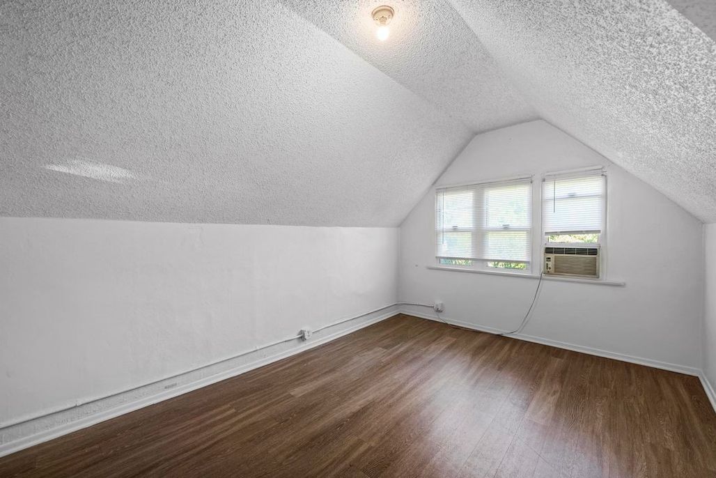 property for rent #34