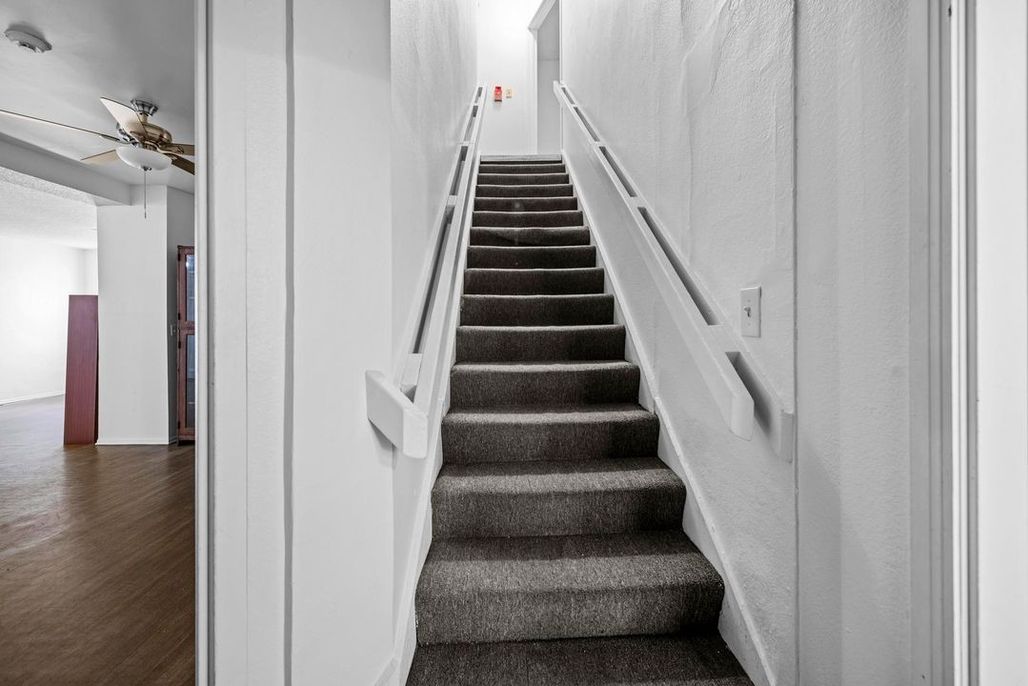 property for rent #9