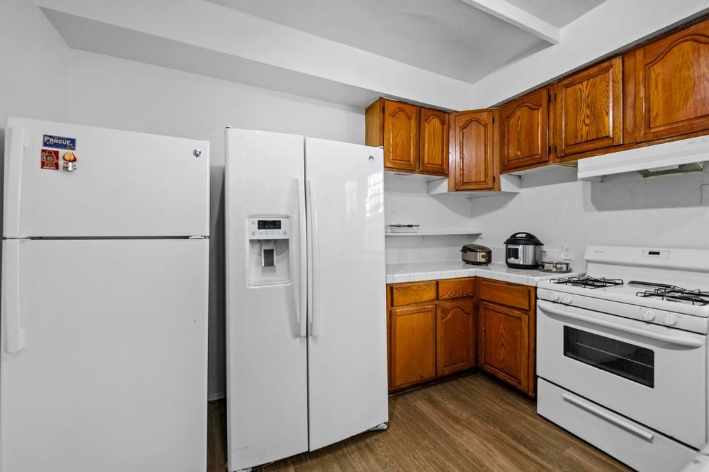 property for rent #15