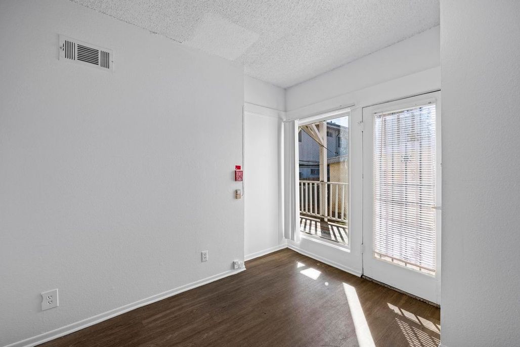 property for rent #17