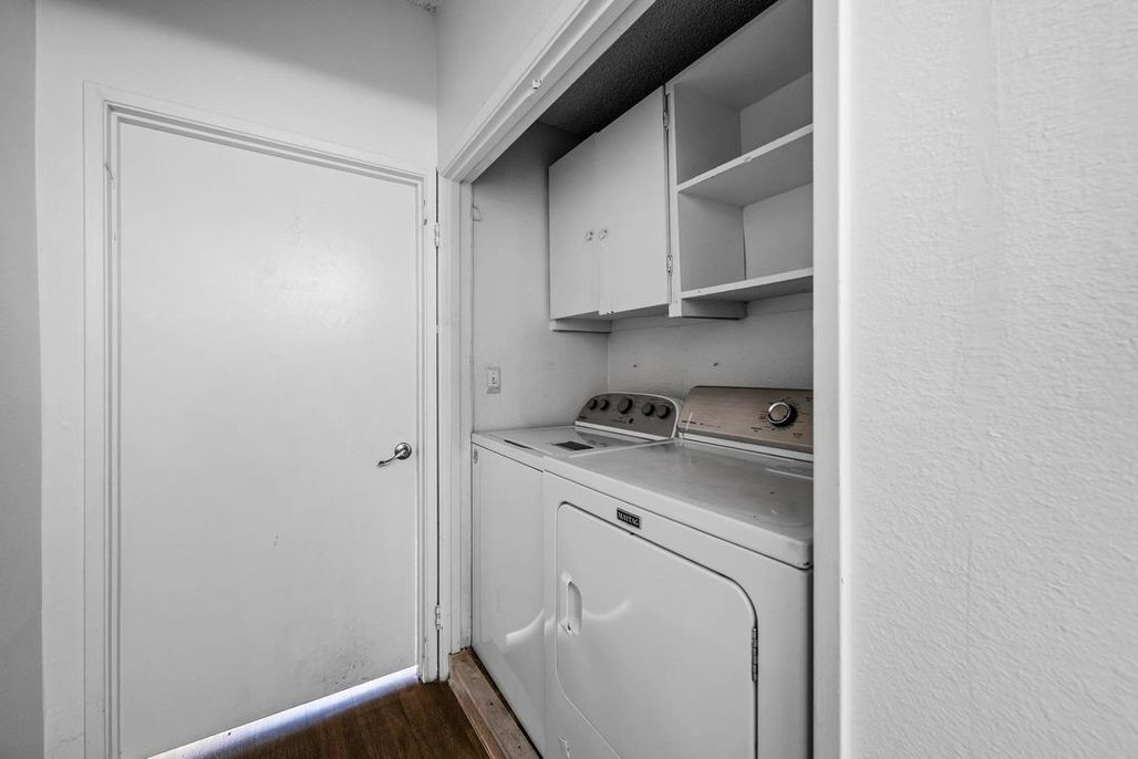 property for rent #25