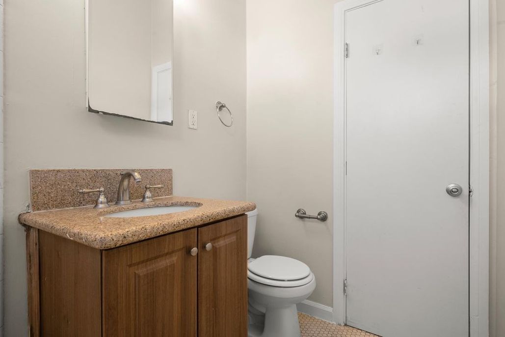 property for rent #13