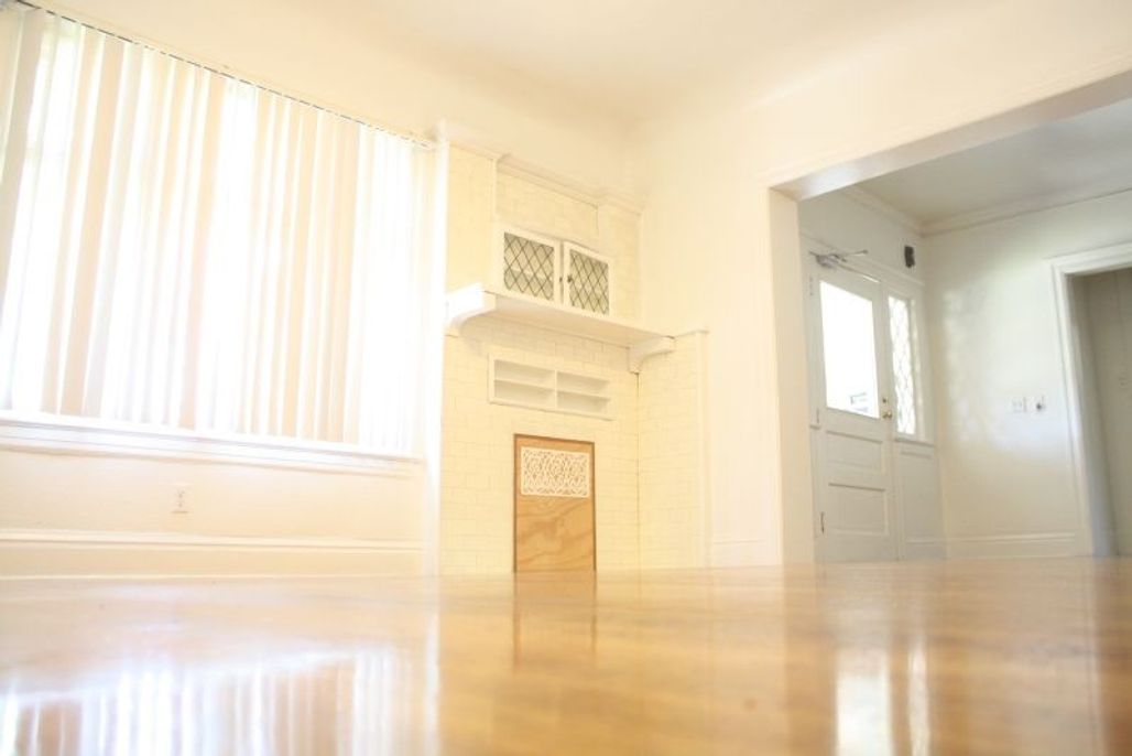 property for rent #7