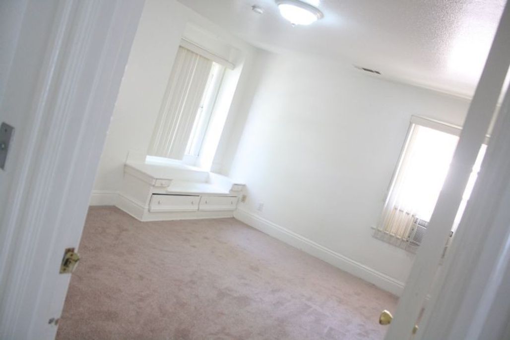 property for rent #15