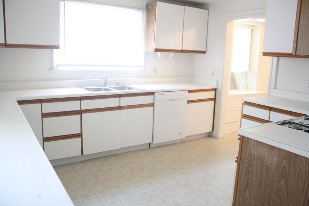 property for rent #10