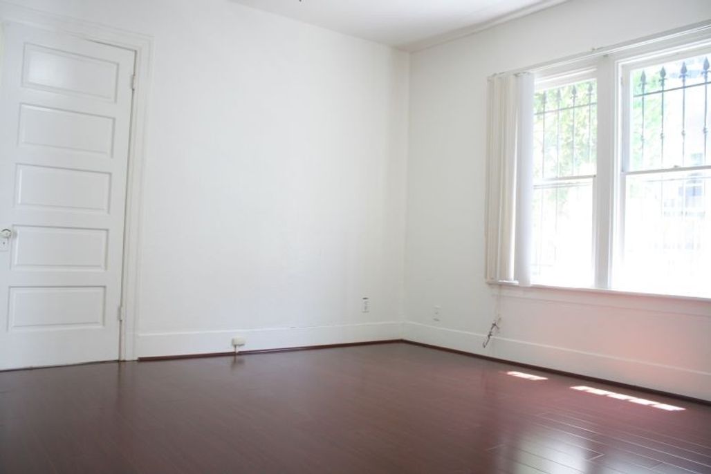 property for rent #7