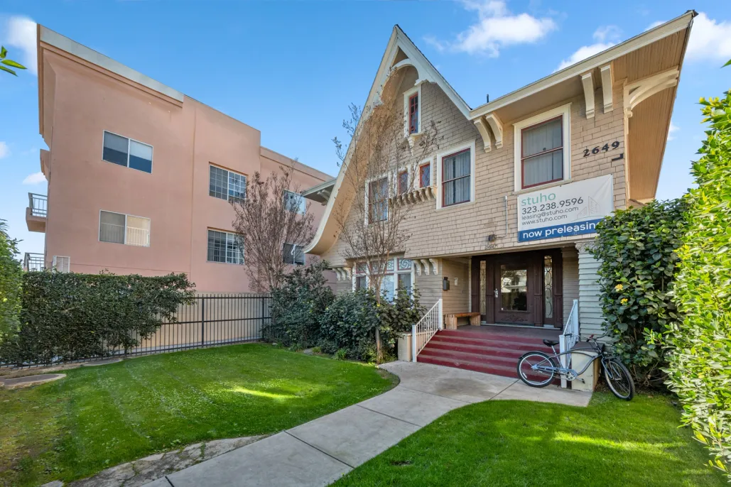 property for rent #1