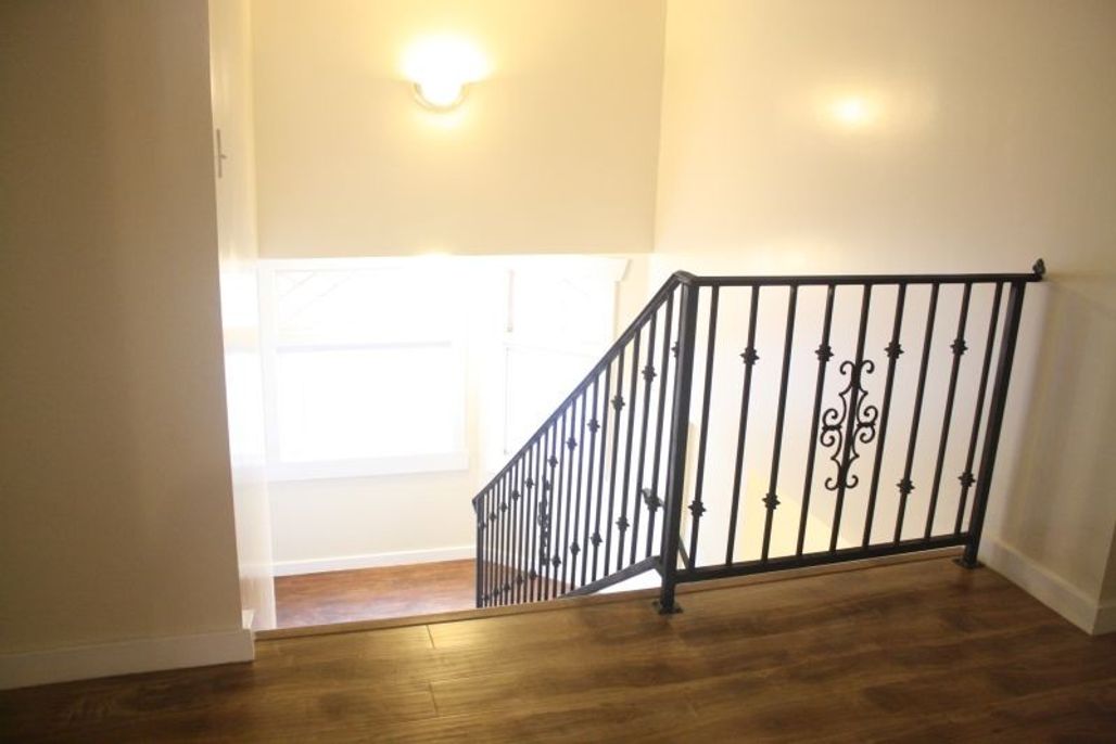 property for rent #12