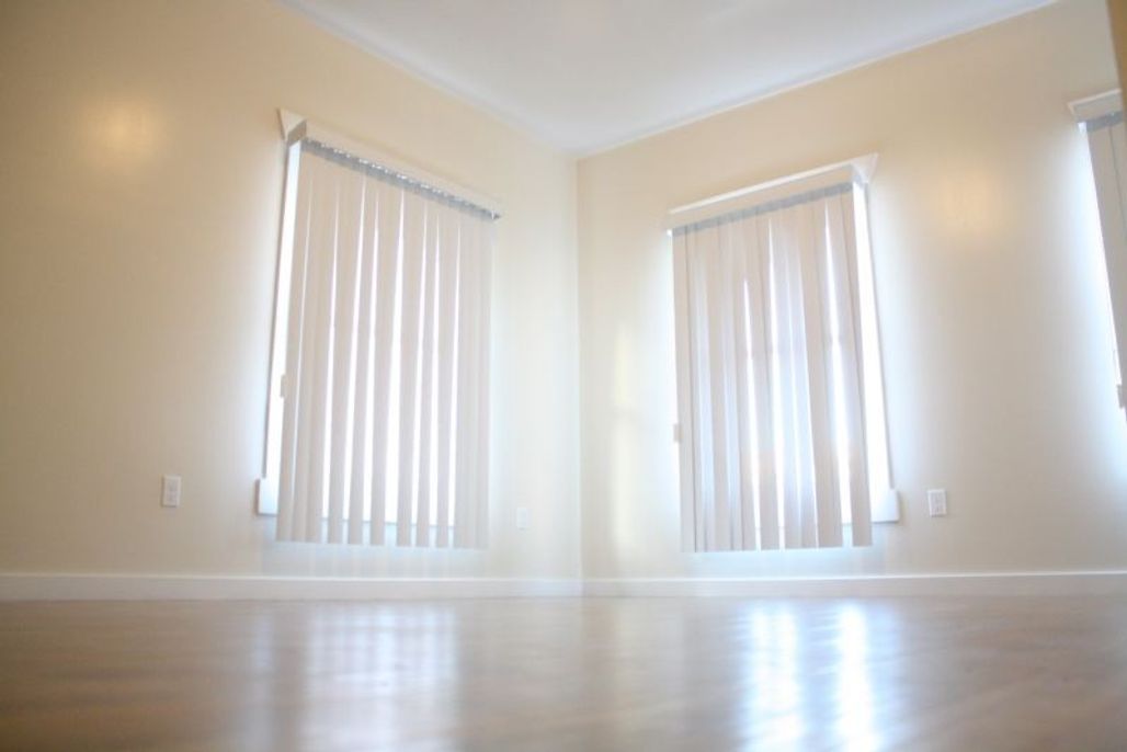 property for rent #10