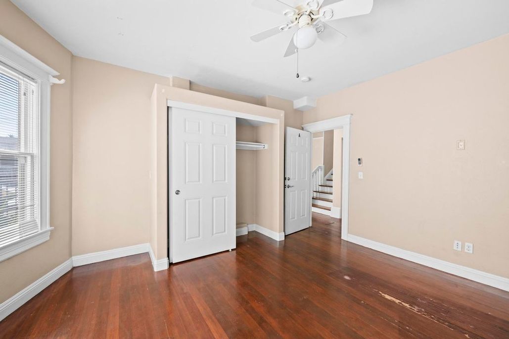 property for rent #24