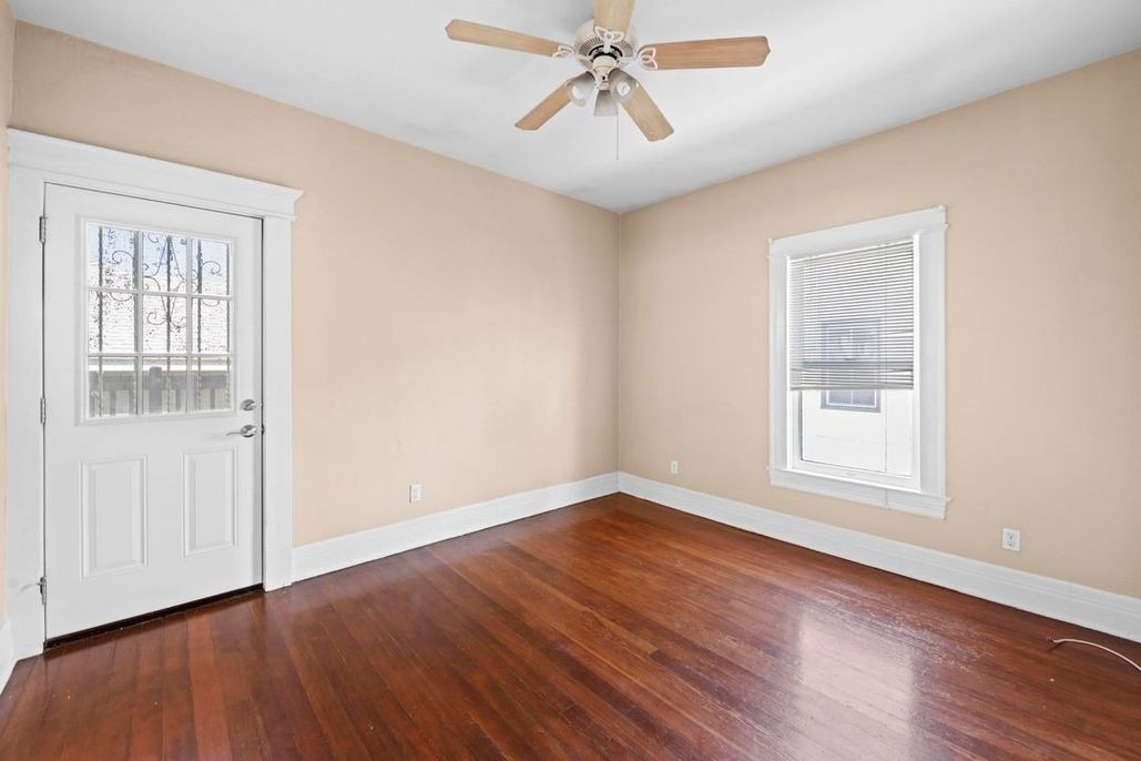 property for rent #25