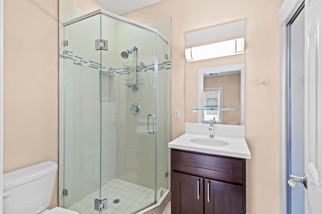 property for rent #20