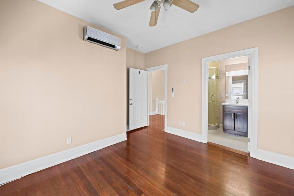 property for rent #19