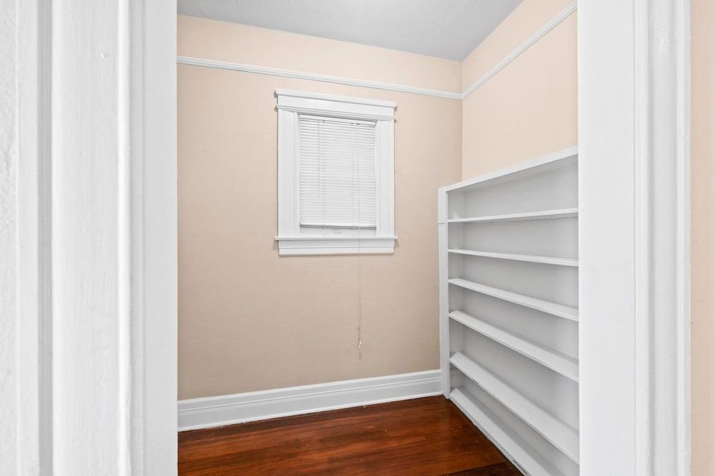 property for rent #26