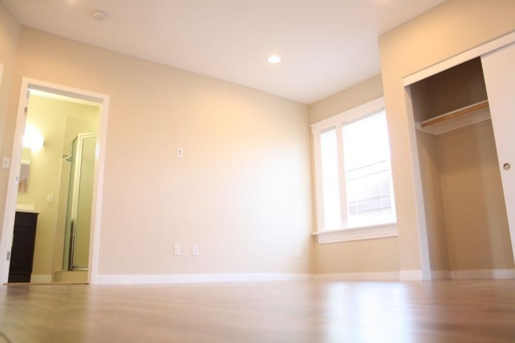 property for rent #9