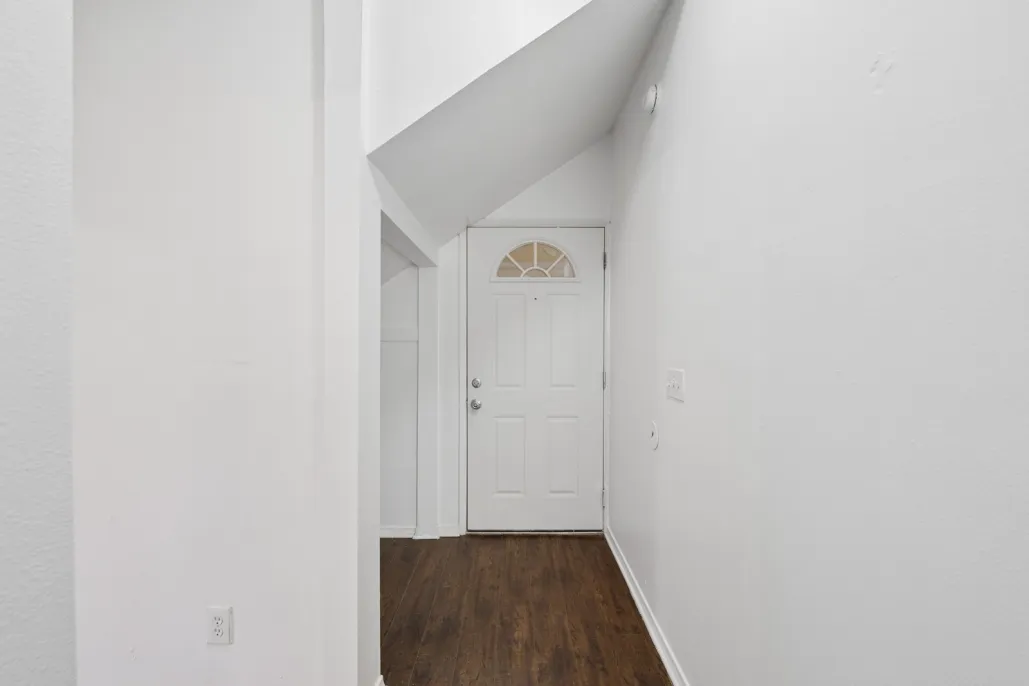 property for rent #18