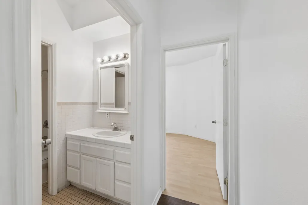 property for rent #19