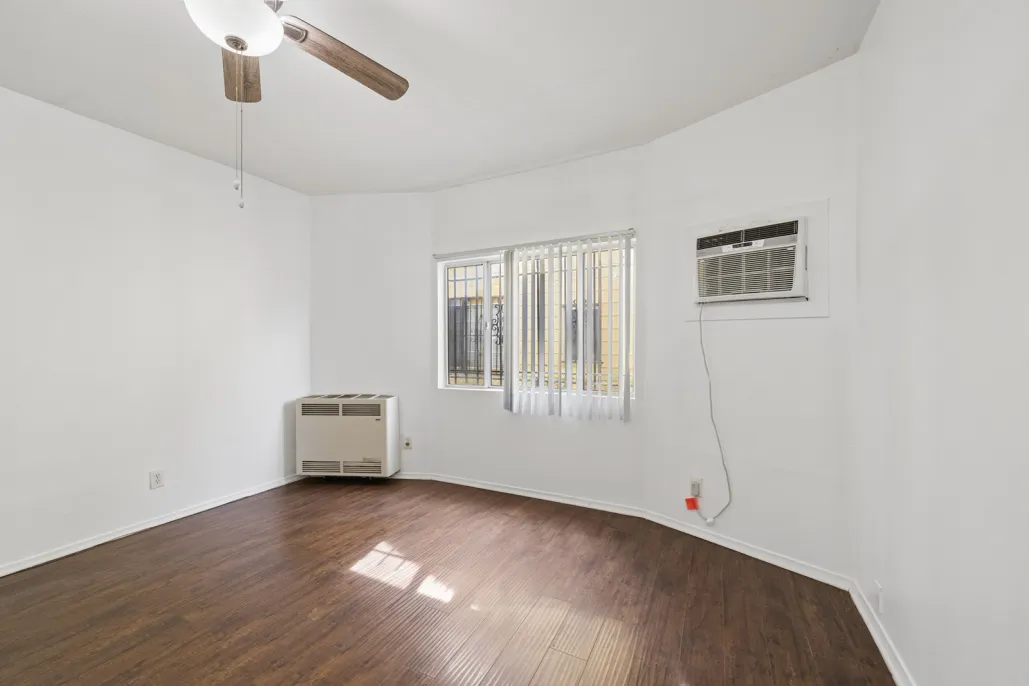 property for rent #8