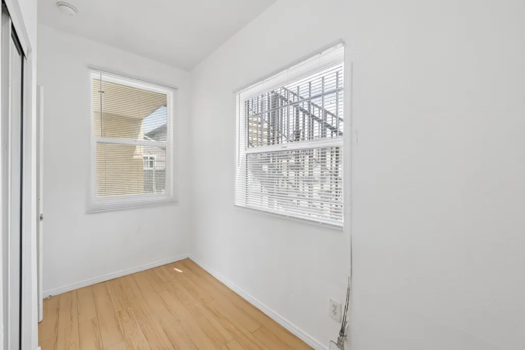 property for rent #13