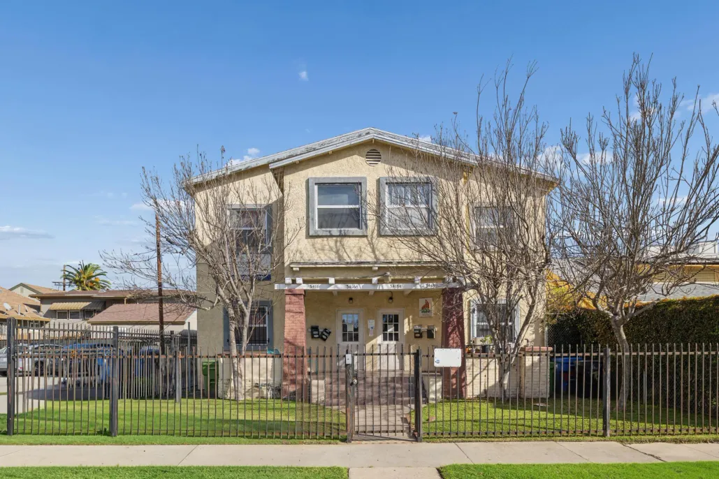 property for rent #1