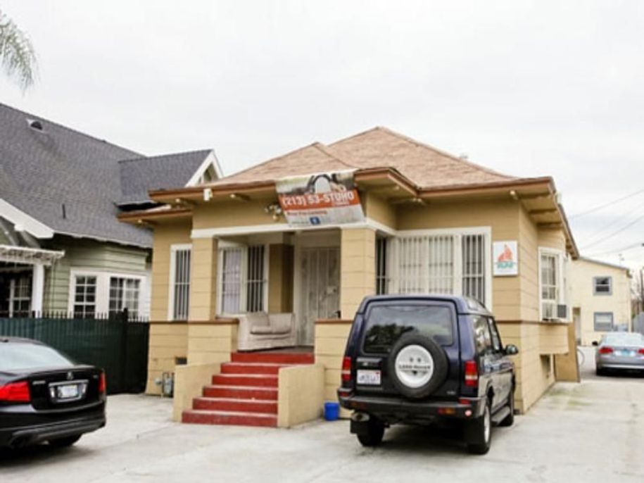 property for rent #1