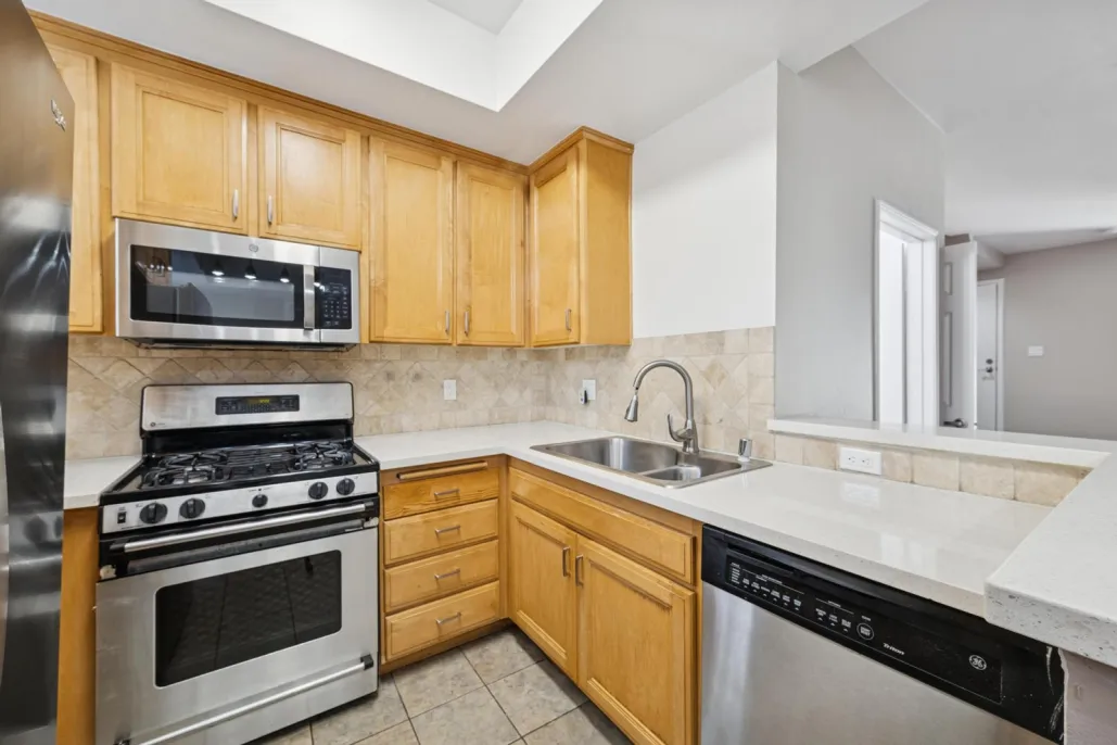 property for rent #4